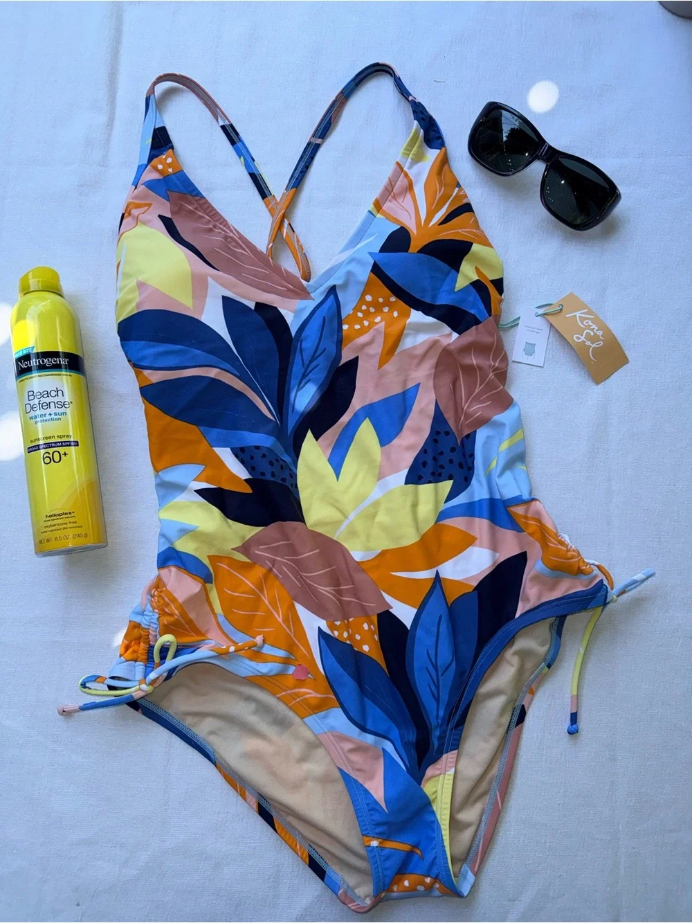 Size Large NEW Kona Sol Women’s One-Piece Swimsuit Floral Side Ties Medium Seat